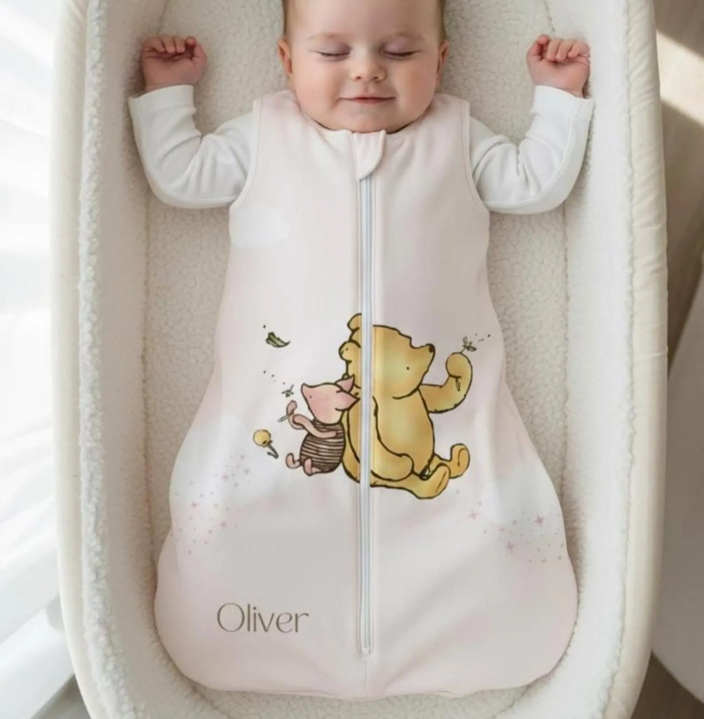 Winnie the Pooh & Ribbon Wearable Blanket